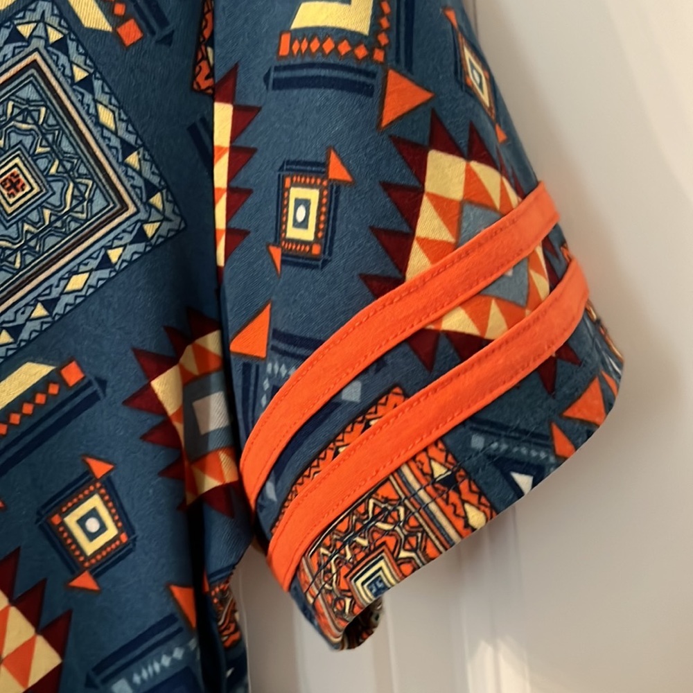 LuLaRoe Classic Tee Aztec Design - Picture 6 of 6